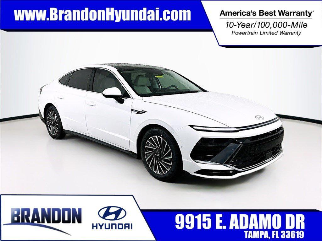 new 2025 Hyundai Sonata Hybrid car, priced at $34,779