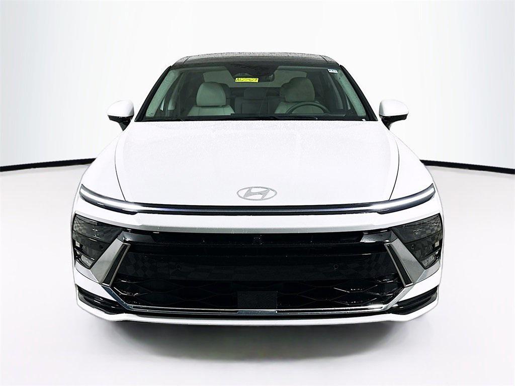 new 2025 Hyundai Sonata Hybrid car, priced at $34,779