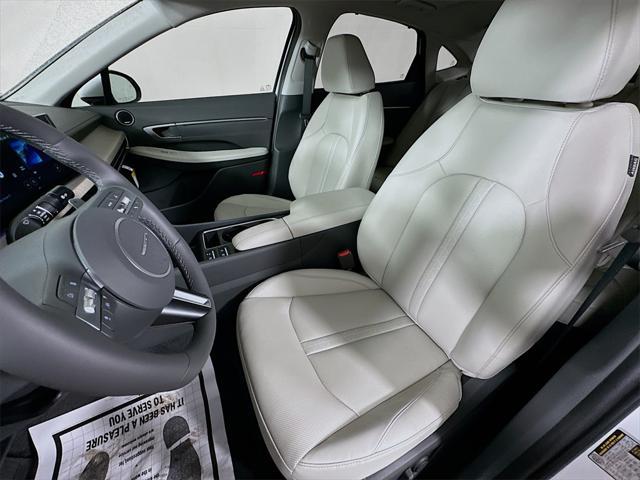 new 2025 Hyundai Sonata Hybrid car, priced at $37,578