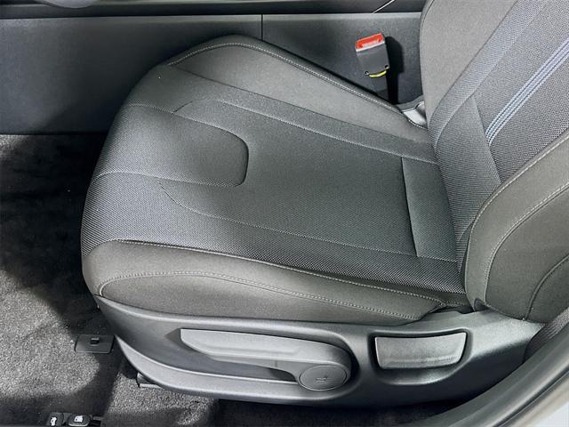 new 2025 Hyundai Elantra car, priced at $22,644