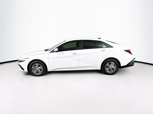 new 2025 Hyundai Elantra car, priced at $22,644
