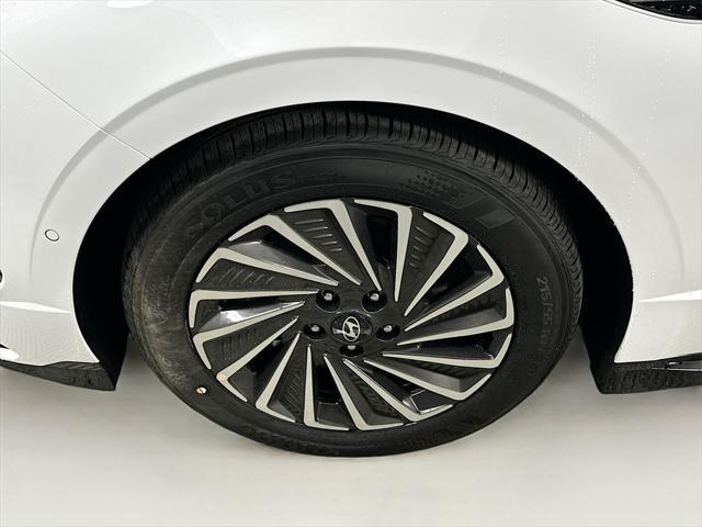 new 2025 Hyundai Sonata Hybrid car, priced at $37,588