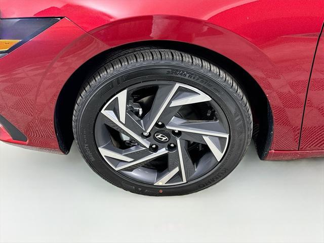 new 2025 Hyundai Elantra car, priced at $23,429