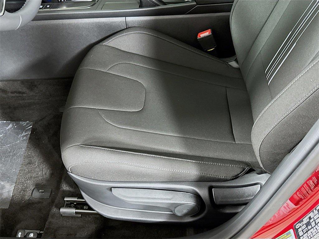 new 2025 Hyundai Elantra car, priced at $20,977