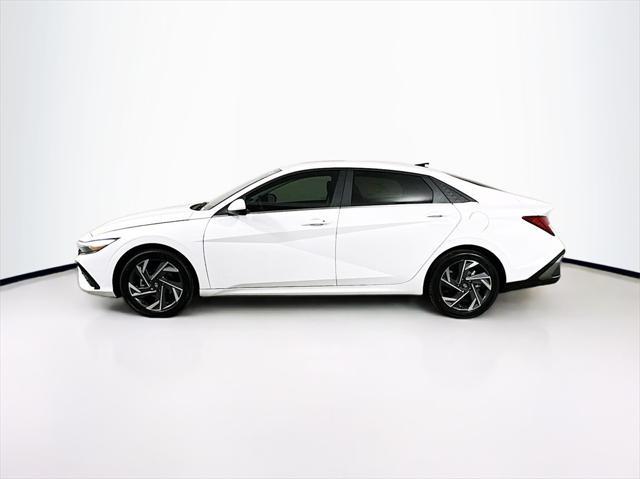 new 2025 Hyundai Elantra car, priced at $25,927