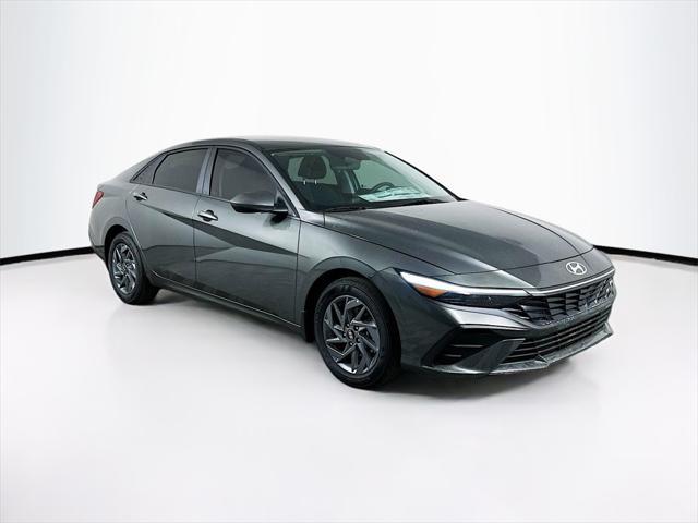 new 2025 Hyundai ELANTRA HEV car, priced at $25,074
