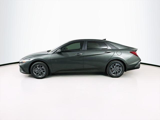new 2025 Hyundai ELANTRA HEV car, priced at $25,074
