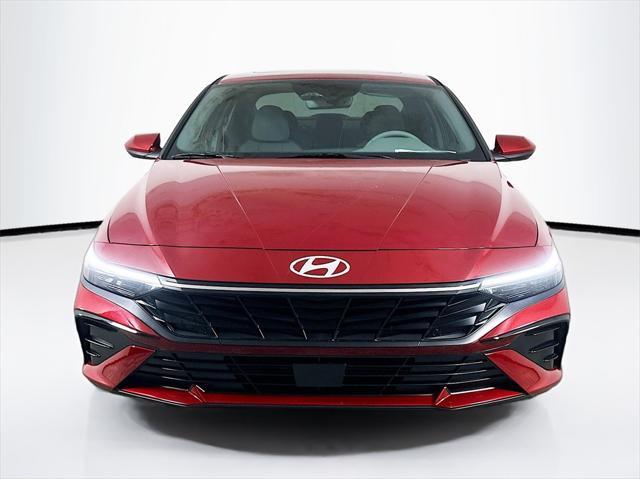 new 2025 Hyundai Elantra car, priced at $25,922