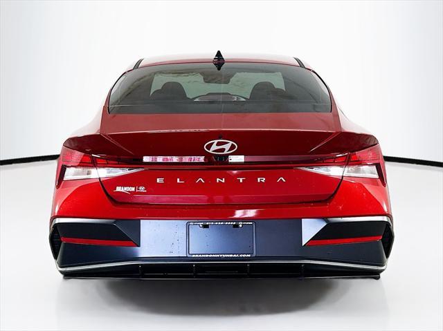 new 2025 Hyundai Elantra car, priced at $25,922