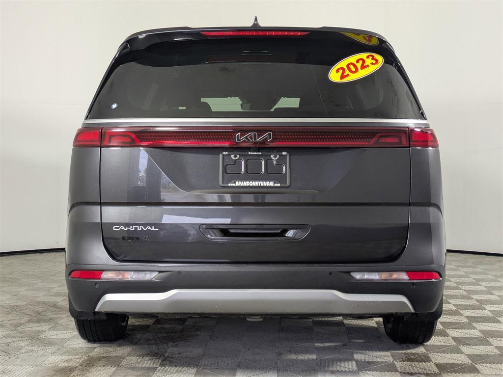 used 2023 Kia Carnival car, priced at $29,041