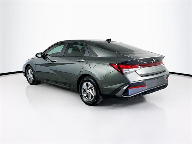 new 2025 Hyundai Elantra car, priced at $21,432