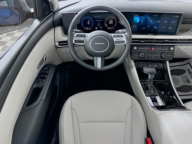new 2025 Hyundai Tucson car, priced at $28,143