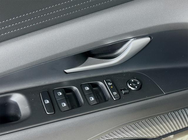 new 2025 Hyundai ELANTRA HEV car, priced at $25,574