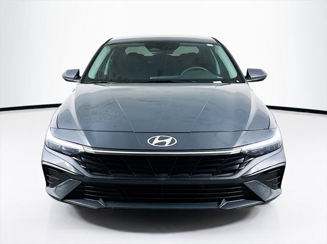 new 2025 Hyundai ELANTRA HEV car, priced at $25,574