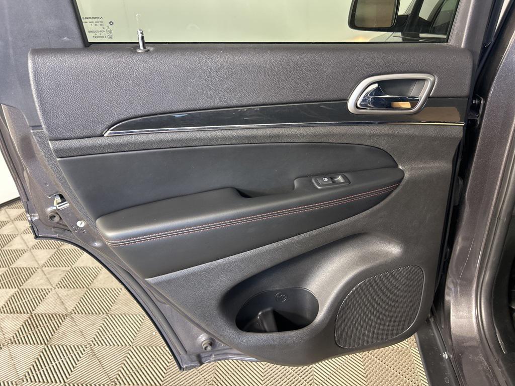 used 2018 Jeep Grand Cherokee car, priced at $18,405