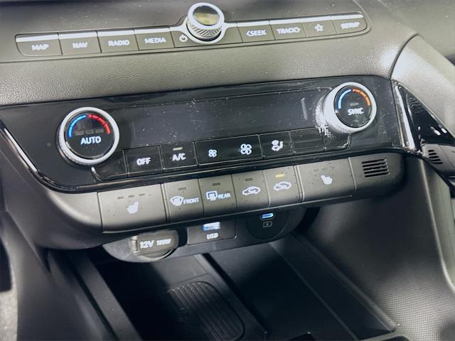 new 2025 Hyundai Elantra car, priced at $26,814
