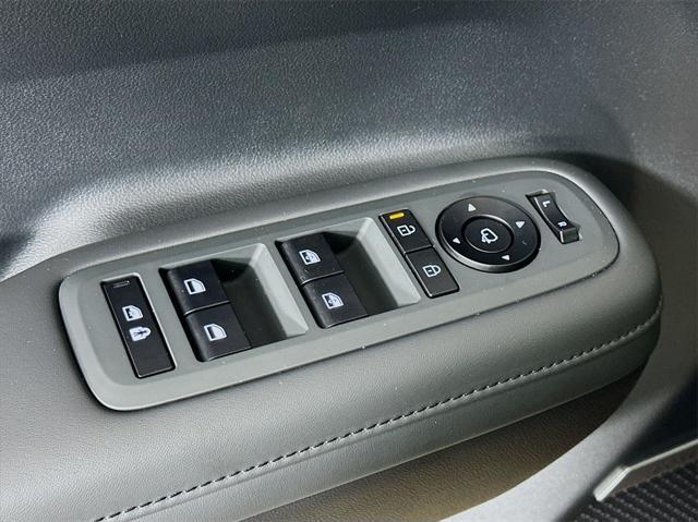 new 2025 Hyundai Santa Fe car, priced at $42,326