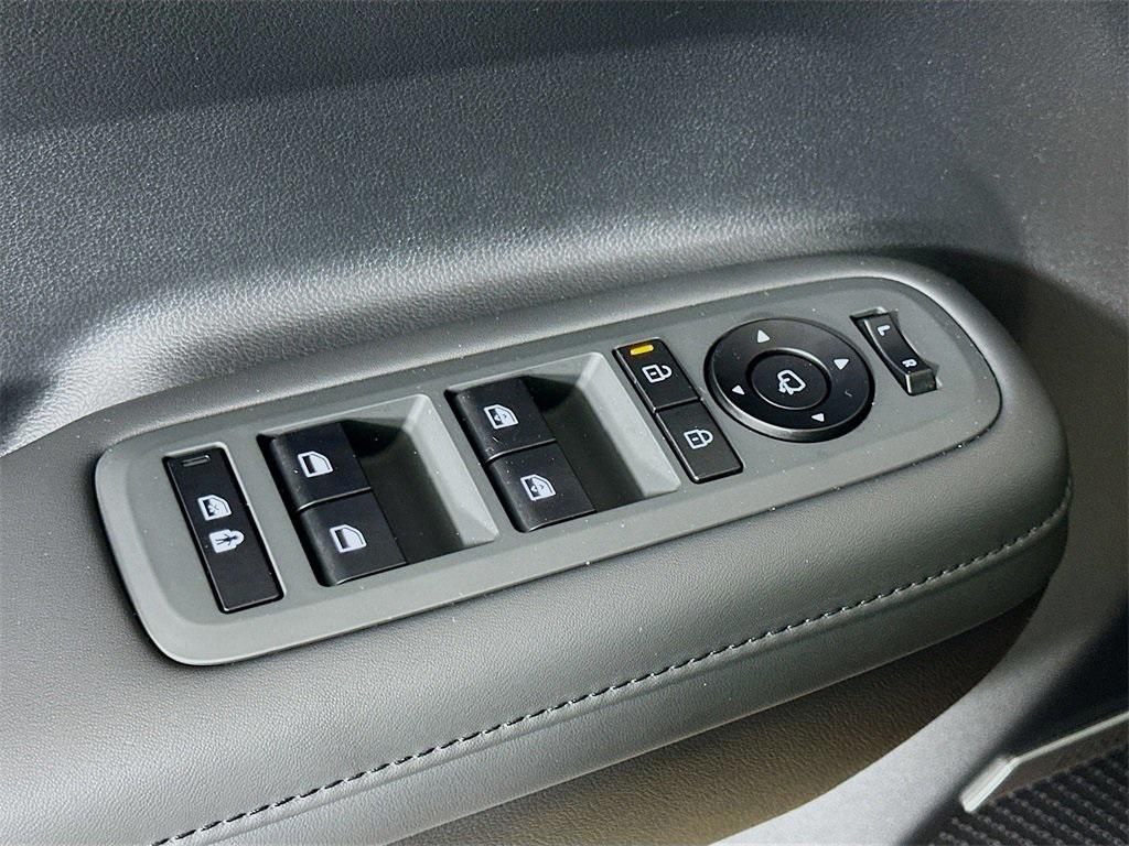 new 2025 Hyundai Santa Fe car, priced at $40,780