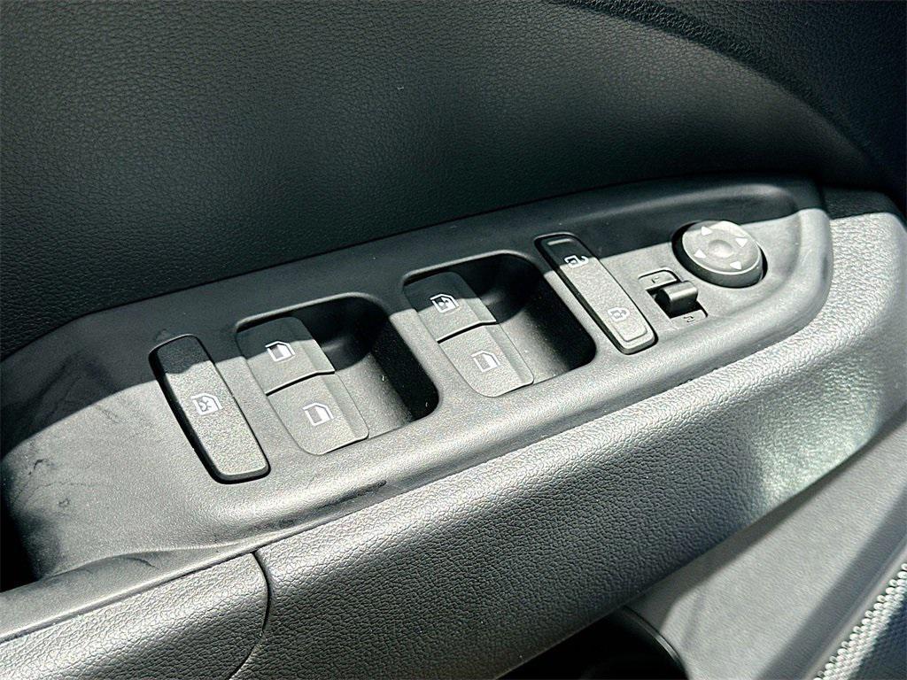new 2025 Hyundai Venue car, priced at $23,772