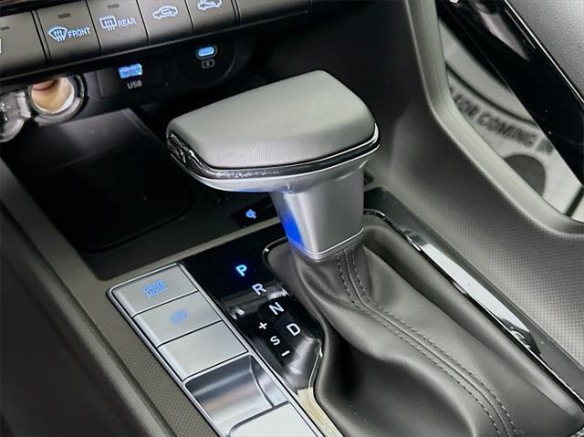 new 2025 Hyundai Elantra car, priced at $26,143