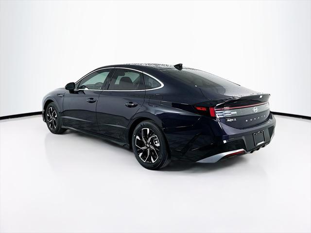 new 2025 Hyundai Sonata car, priced at $28,658