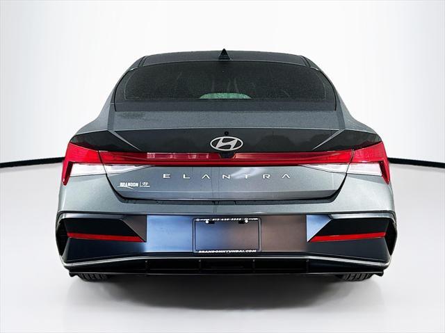 new 2025 Hyundai Elantra car, priced at $24,984