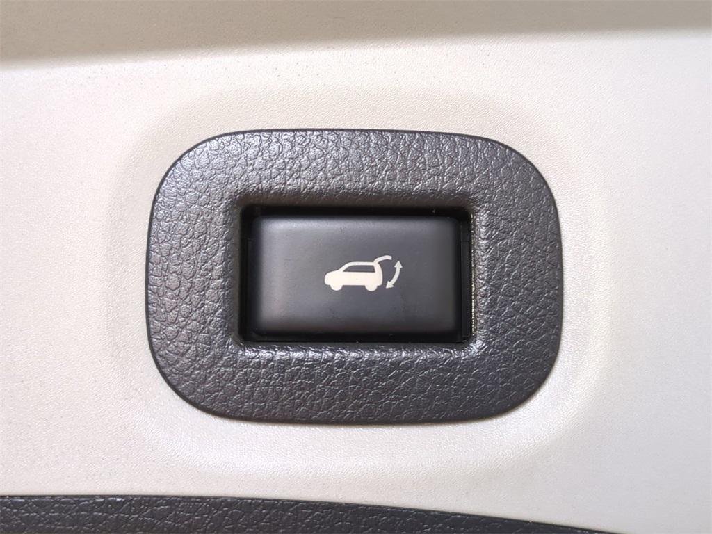 used 2019 Nissan Rogue car, priced at $15,832