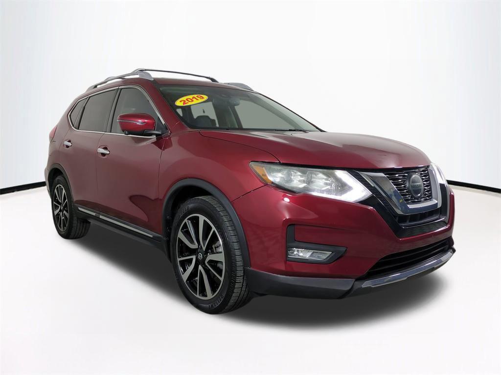 used 2019 Nissan Rogue car, priced at $15,832