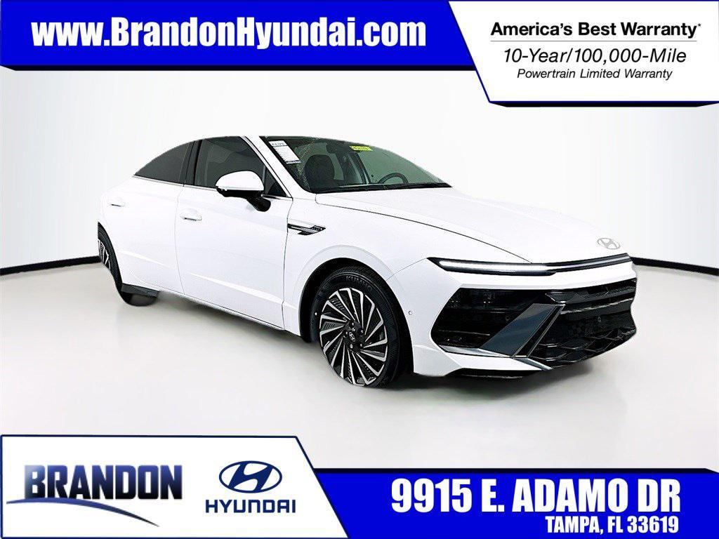 new 2025 Hyundai Sonata Hybrid car, priced at $38,917