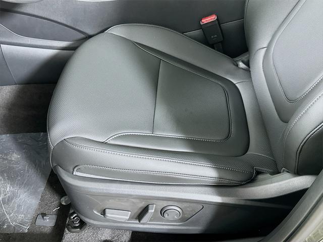 new 2025 Hyundai SANTA CRUZ car, priced at $32,923