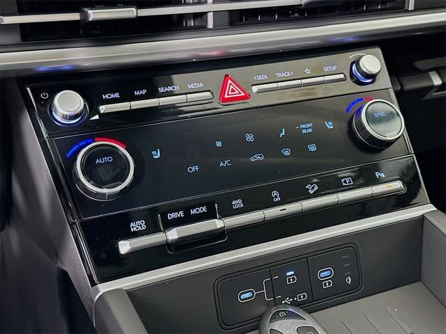 new 2025 Hyundai Santa Fe car, priced at $40,112