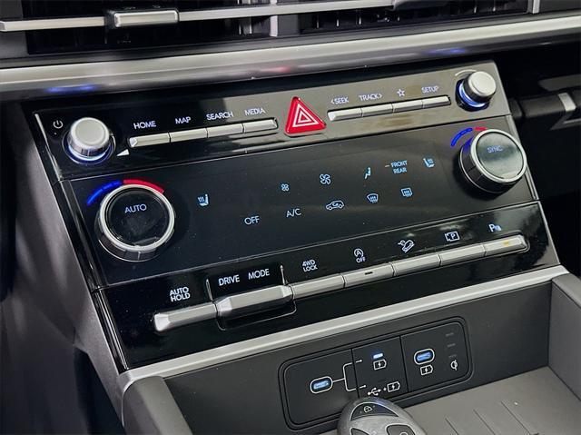 new 2025 Hyundai Santa Fe car, priced at $40,112