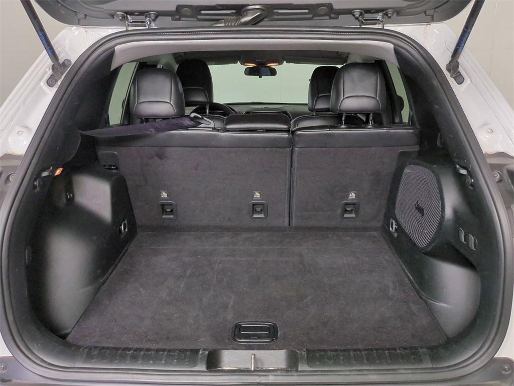 used 2019 Jeep Cherokee car, priced at $15,685