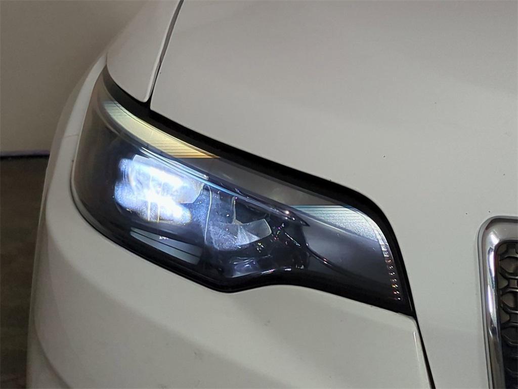 used 2019 Jeep Cherokee car, priced at $15,685