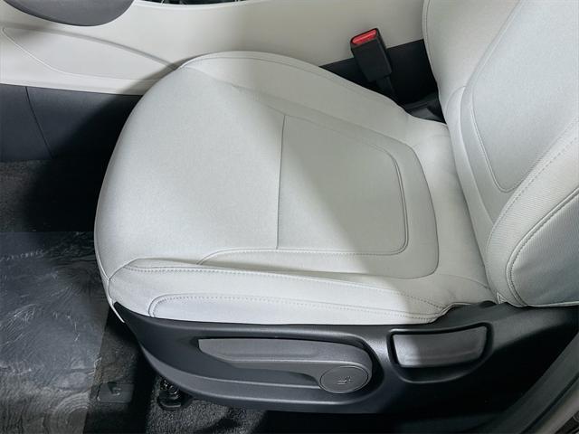 new 2025 Hyundai Tucson car, priced at $28,117
