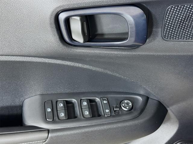 new 2025 Hyundai Venue car, priced at $24,616