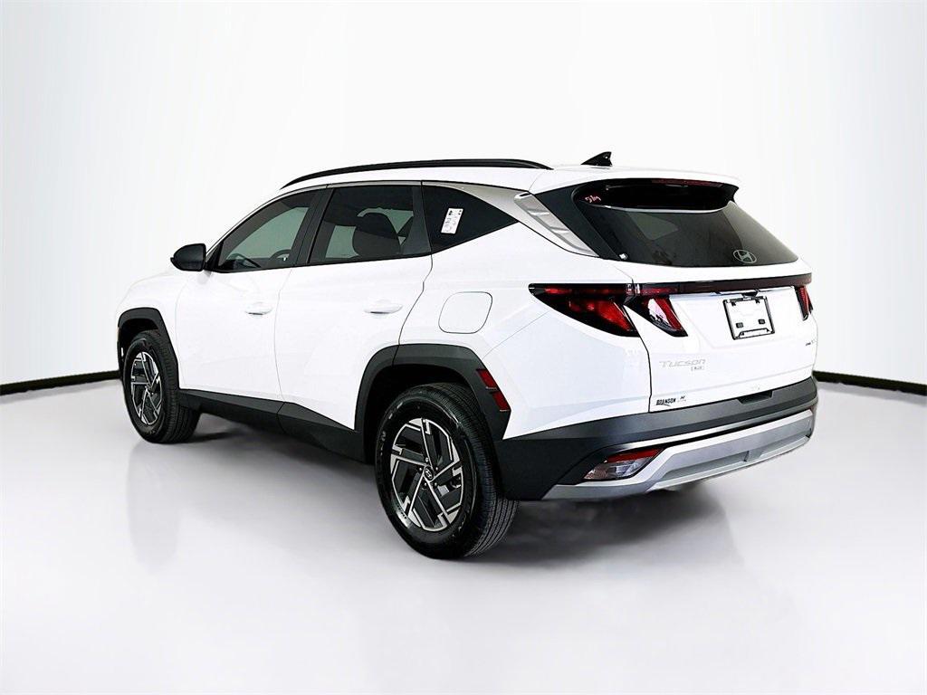 new 2025 Hyundai TUCSON Hybrid car, priced at $29,466