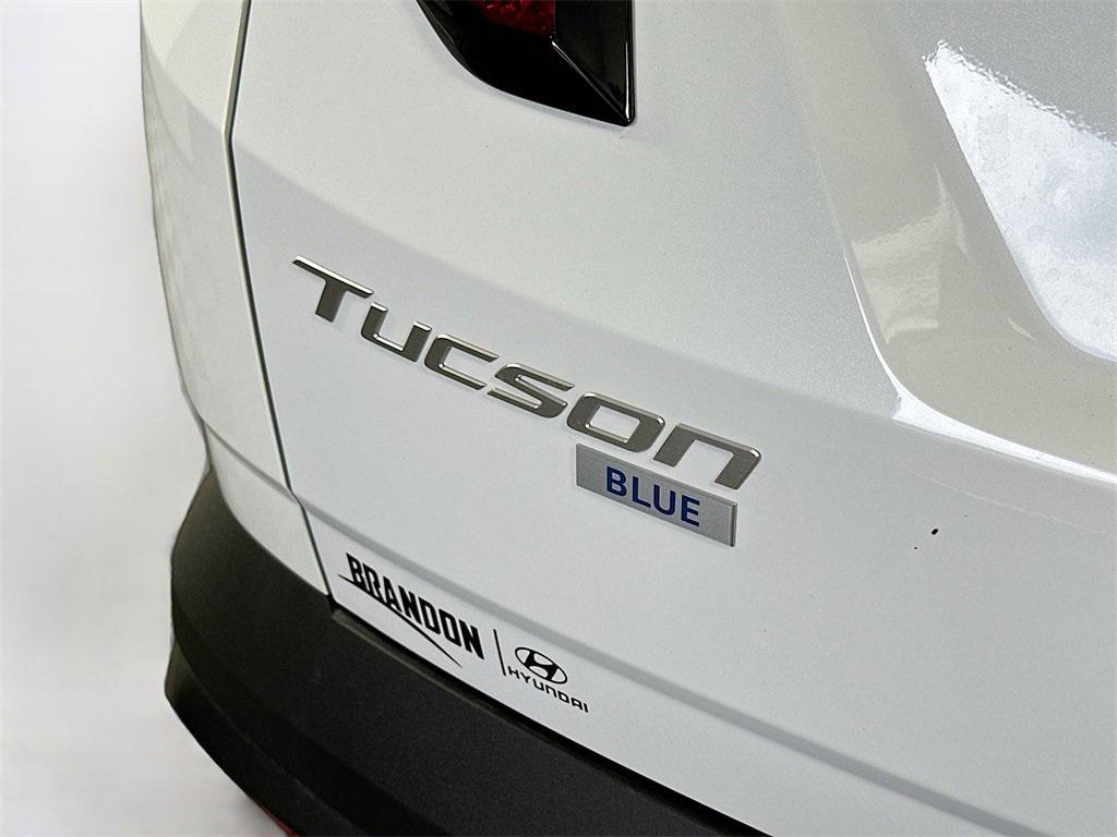 new 2025 Hyundai TUCSON Hybrid car, priced at $29,466