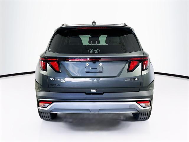 new 2025 Hyundai TUCSON Hybrid car, priced at $33,388