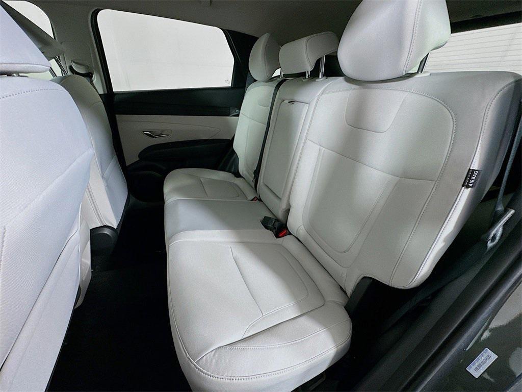 new 2025 Hyundai TUCSON Hybrid car, priced at $29,096