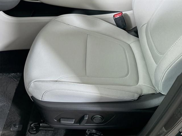new 2025 Hyundai TUCSON Hybrid car, priced at $33,388
