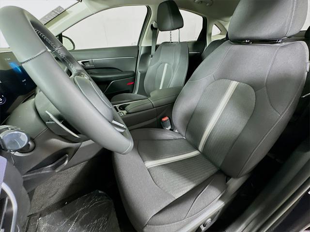 new 2025 Hyundai Sonata Hybrid car, priced at $31,589