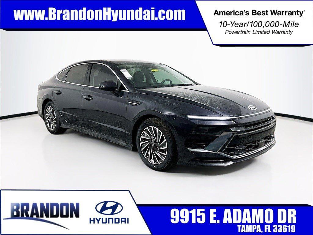 new 2025 Hyundai Sonata Hybrid car, priced at $32,339