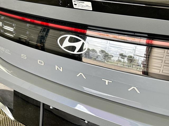 new 2025 Hyundai Sonata Hybrid car, priced at $30,788