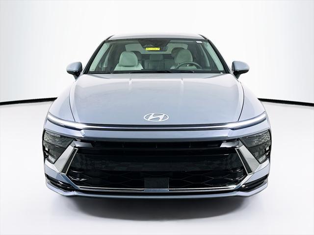 new 2025 Hyundai Sonata Hybrid car, priced at $30,788