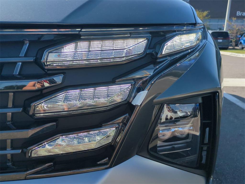 new 2026 Hyundai TUCSON Hybrid car, priced at $40,302