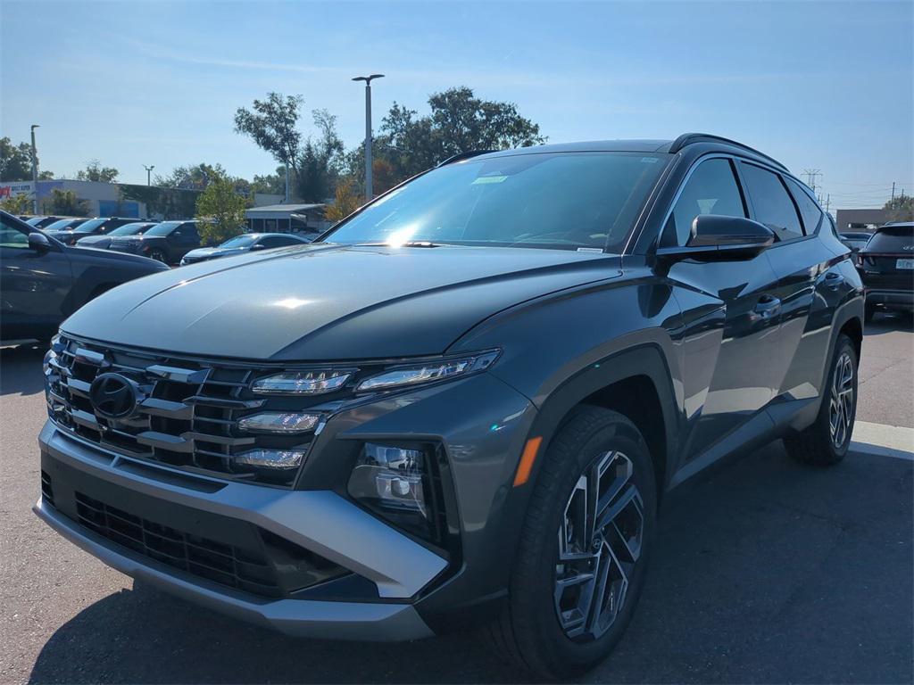 new 2026 Hyundai TUCSON Hybrid car, priced at $40,302