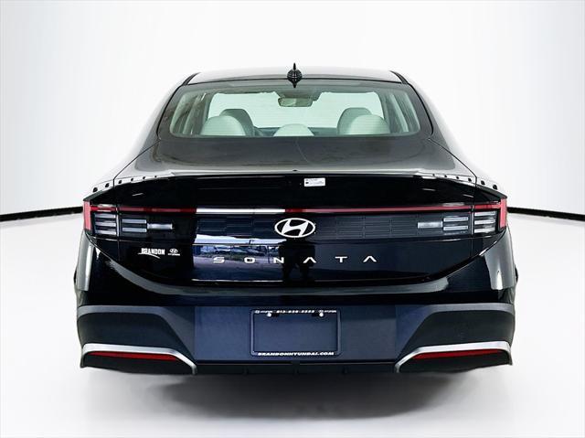 new 2025 Hyundai Sonata car, priced at $26,255