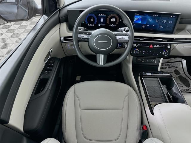new 2025 Hyundai TUCSON Hybrid car, priced at $33,575