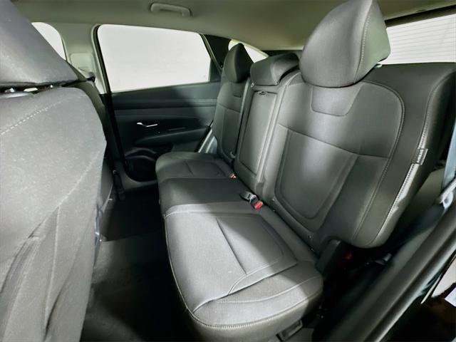 new 2025 Hyundai TUCSON Hybrid car, priced at $33,388